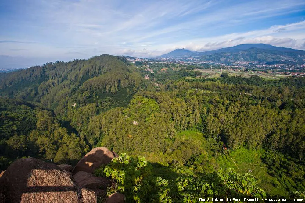 wisata Curug Dago yang menawan