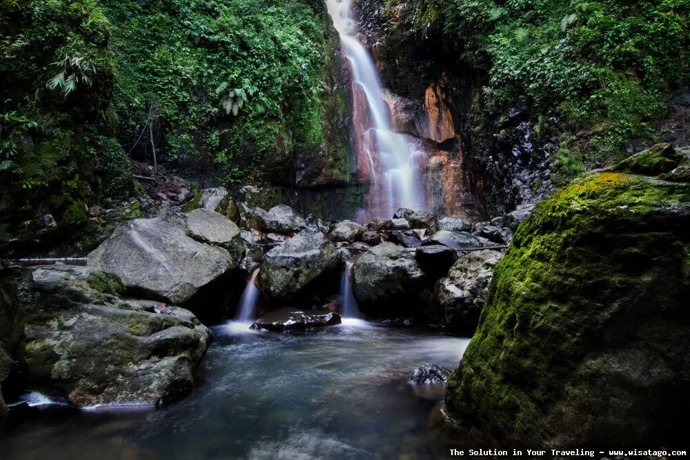 wisata Curug Dago yang menawan.