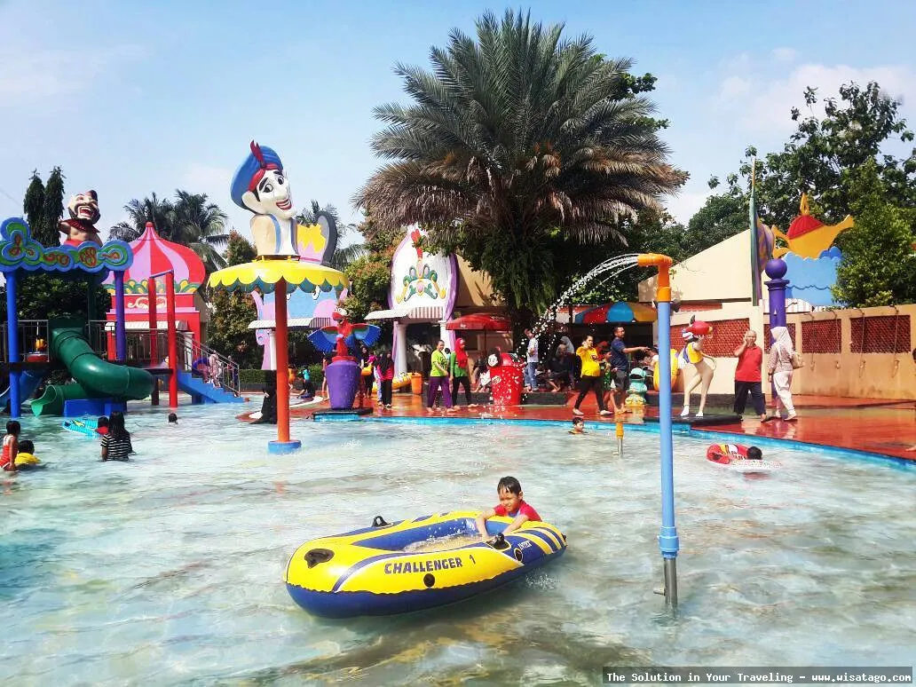Wisata Depok Fantasy Waterpark yang seru