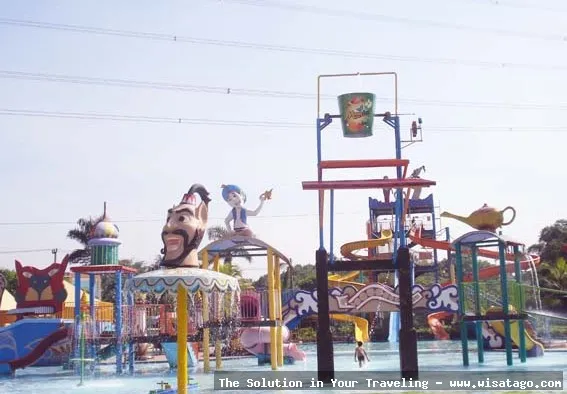 Wisata Depok Fantasy Waterpark yang seru