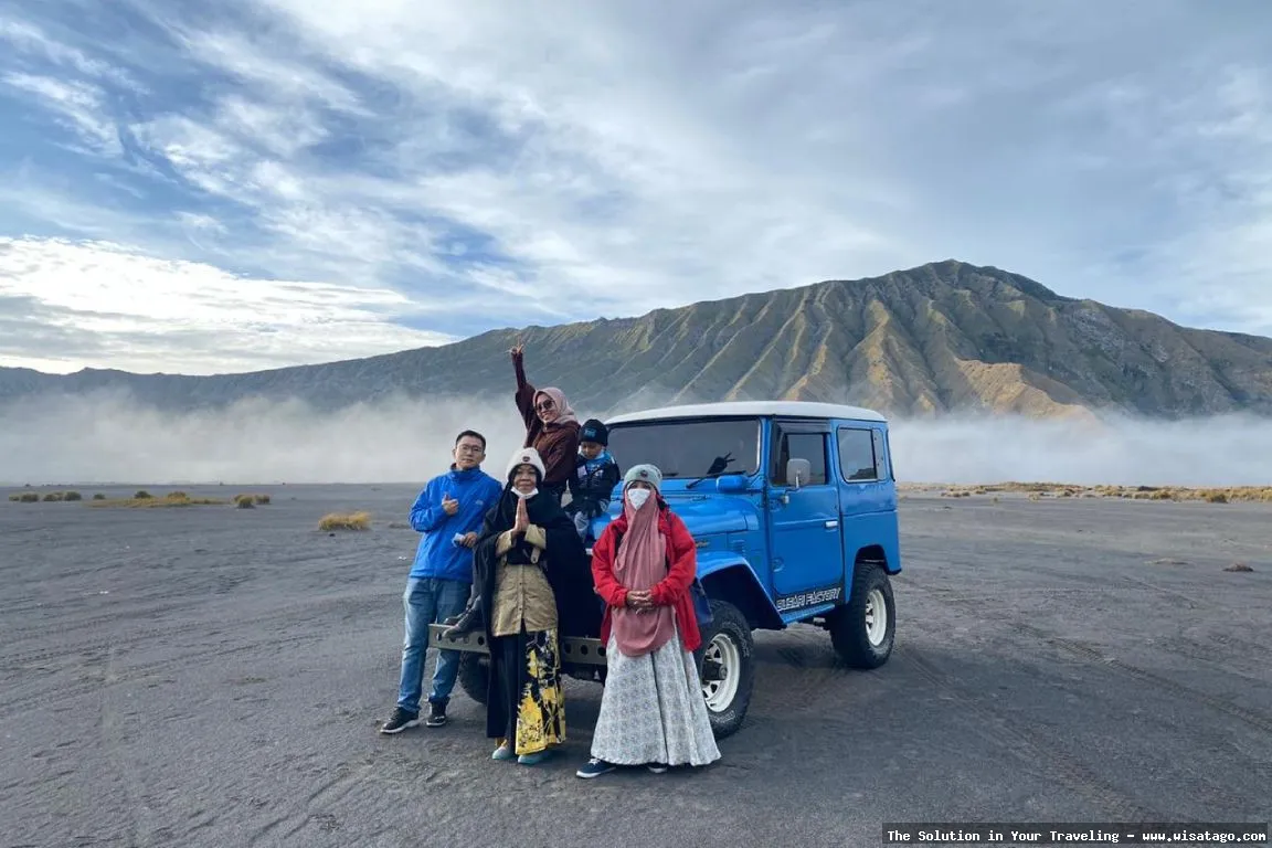 Wisata di Bromo: Pesona kawah aktif