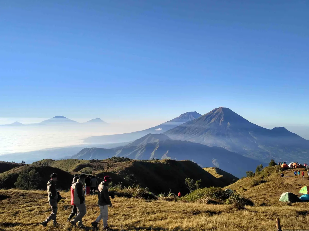 Wisata Dieng Plateau yang memesona.
