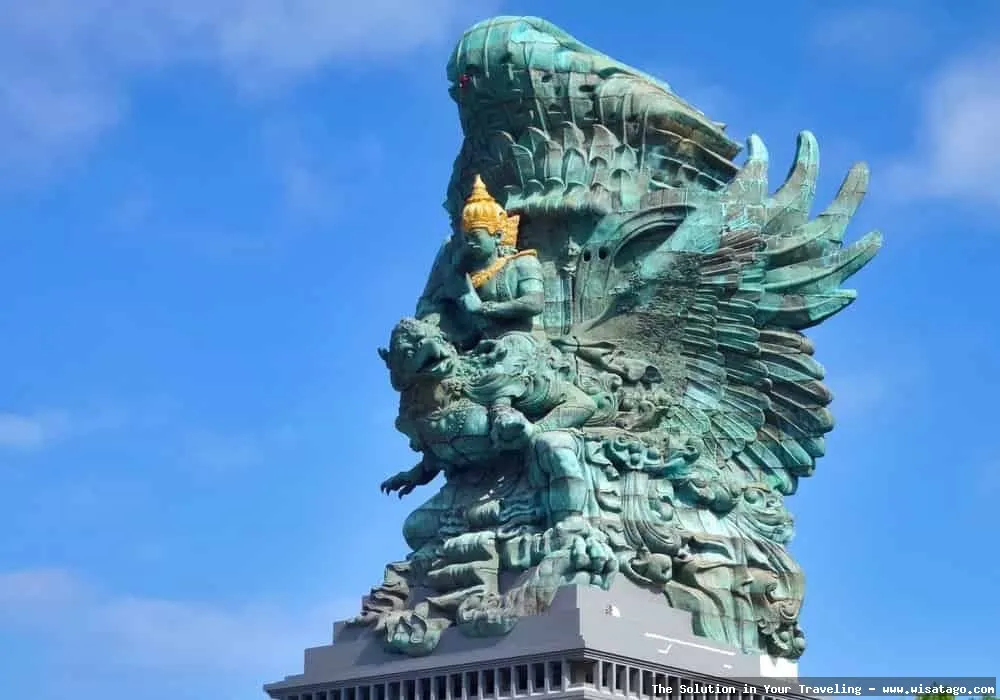 wisata Garuda Wisnu Kencana megah memukau