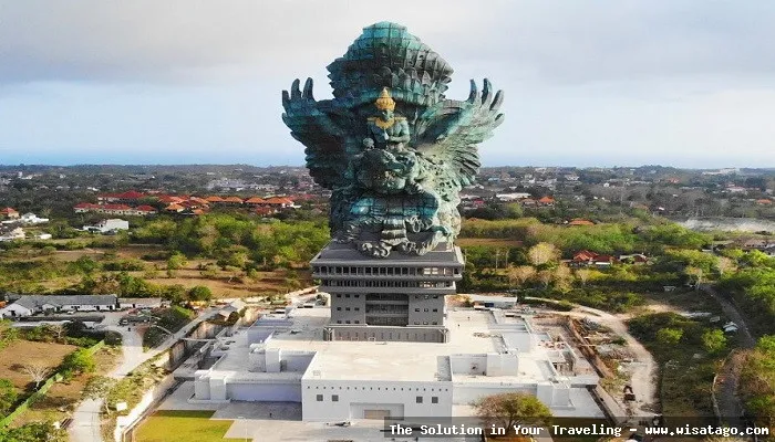 Wisata Garuda Wisnu Kencana megah memukau