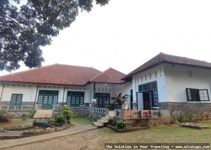 Wisata Gedung Perundingan Linggarjati bersejarah