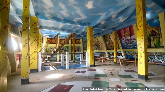 wisata Gereja Ayam Magelang populer