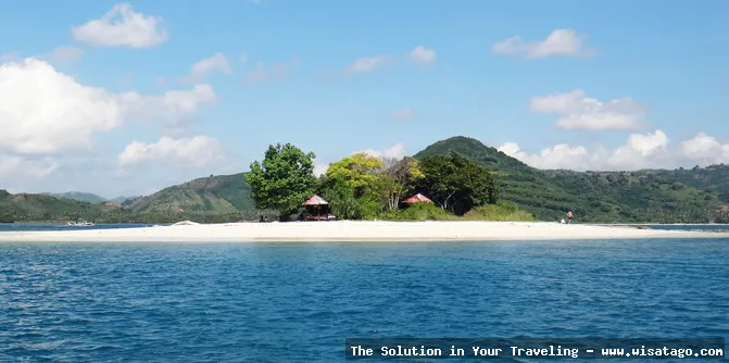 Wisata Gili Sudak yang menawan