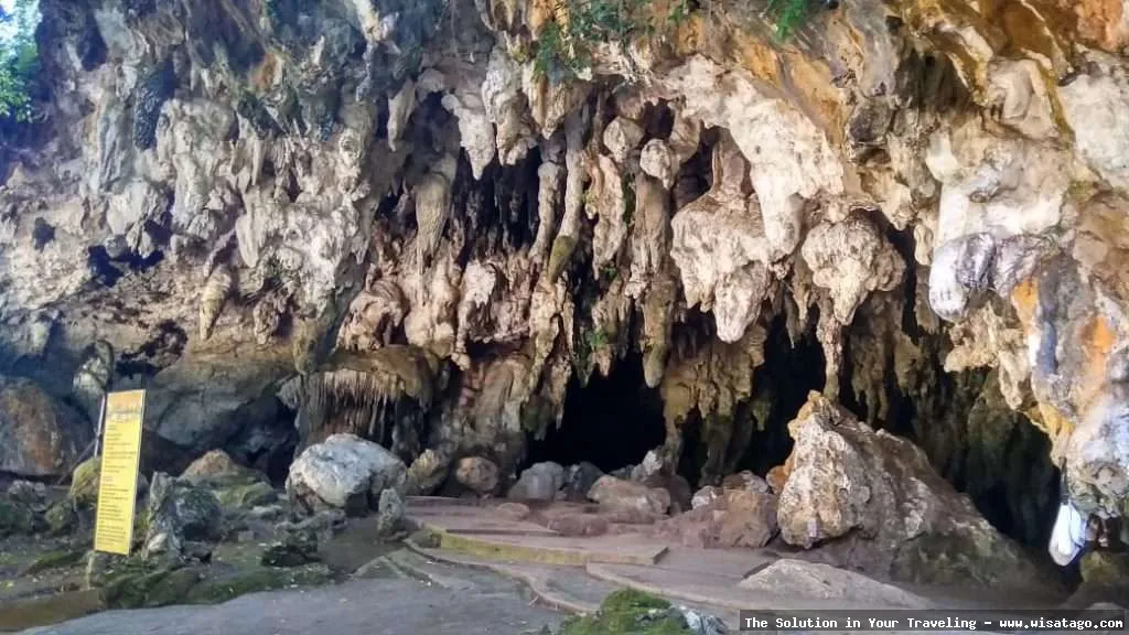 wisata Goa Gong Pacitan memukau