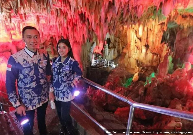Wisata Goa Gong Pacitan yang memukau