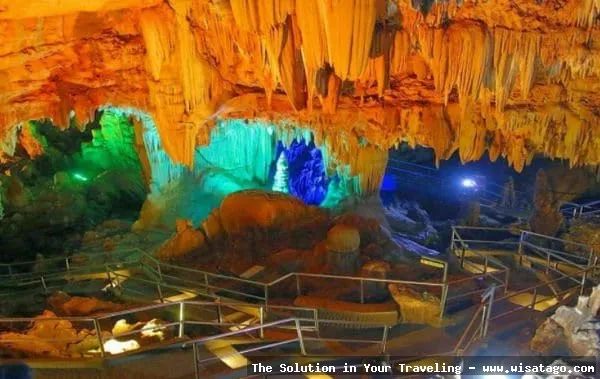 wisata Goa Gong Pacitan memukau