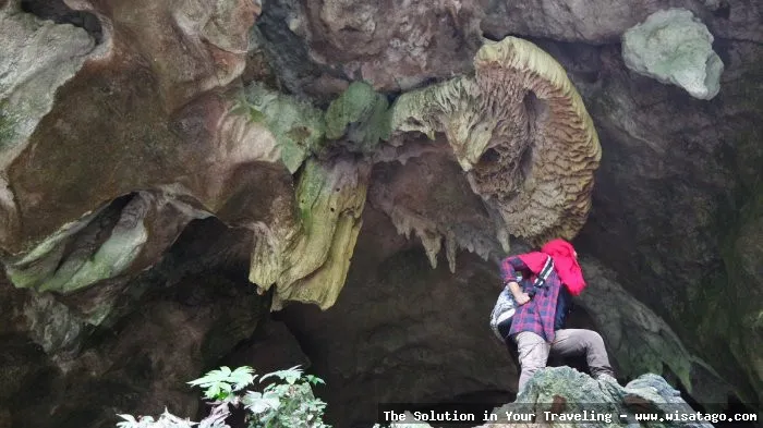 Wisata Goa Sengering yang mempesona.