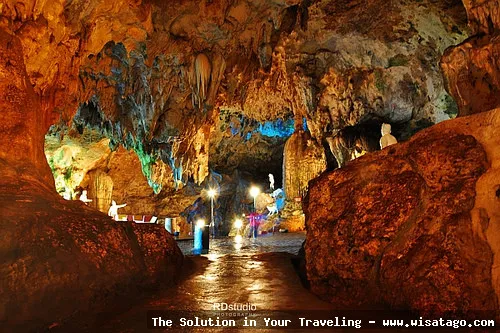 Wisata Gua Jatijajar yang mempesona.
