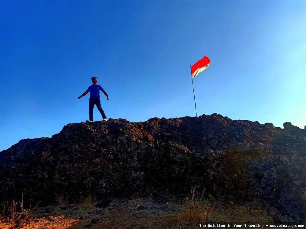 wisata Gunung Pegat Ponggok Srengat indah