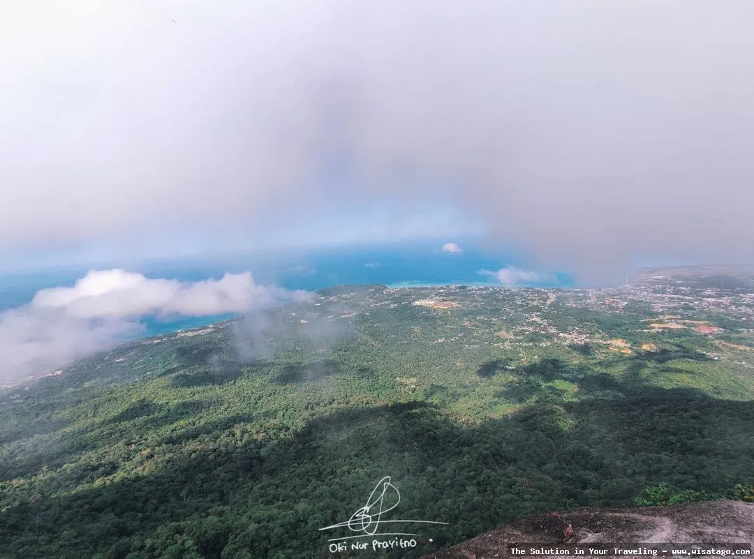 Wisata Gunung Ranai, pemandangan menakjubkan