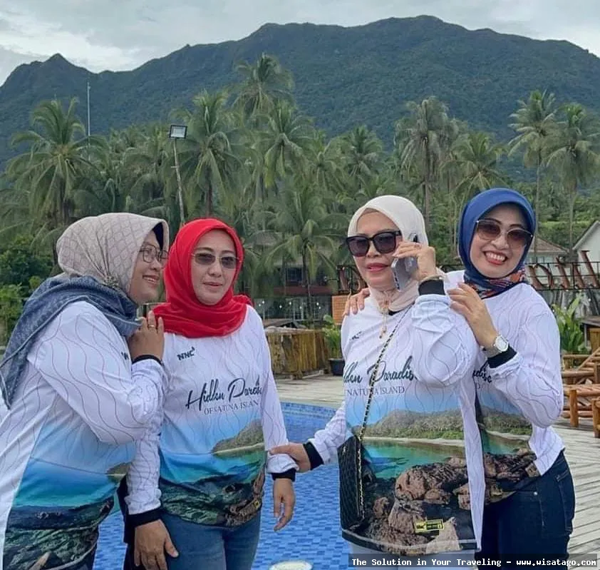 Wisata Gunung Ranai, pemandangan menakjubkan