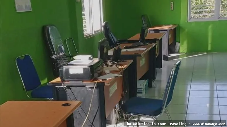 wisata Jam Gento, bangunan bersejarah megah