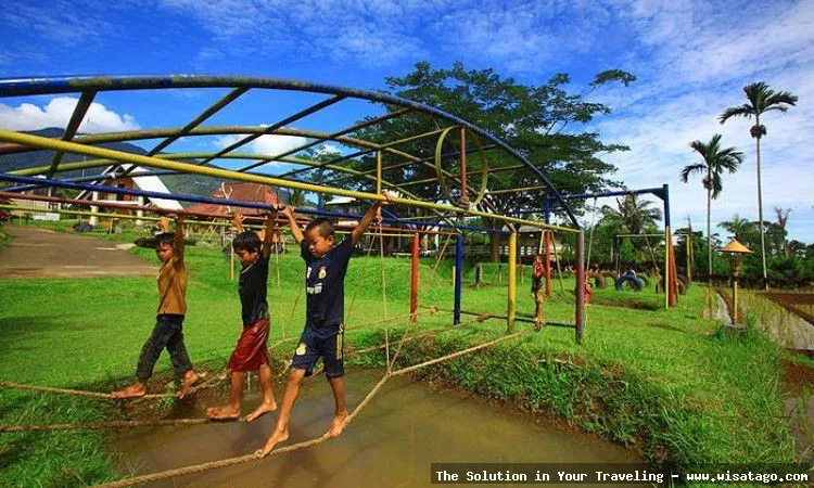 Wisata Kampung Bambu yang asri