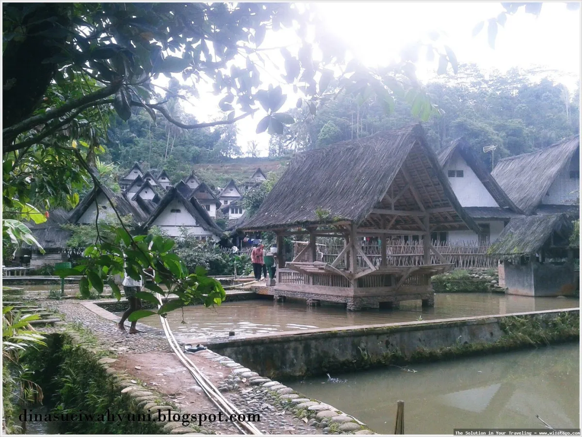 Wisata Kampung Naga yang mempesona