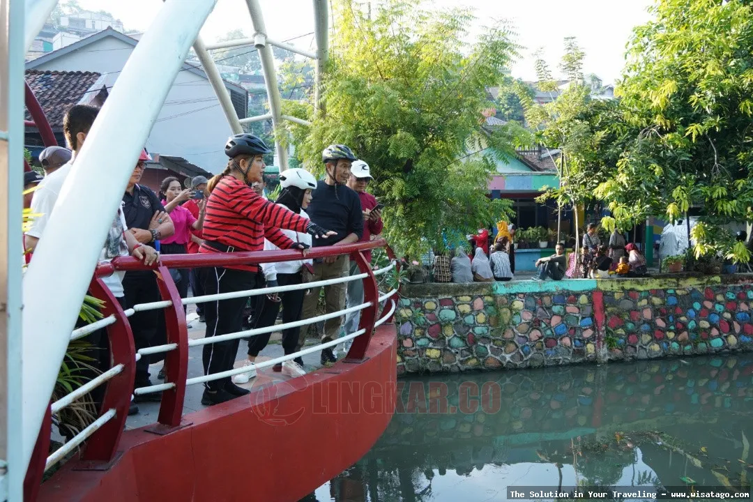 Wisata Kampung Pelangi Waterpark yang seru
