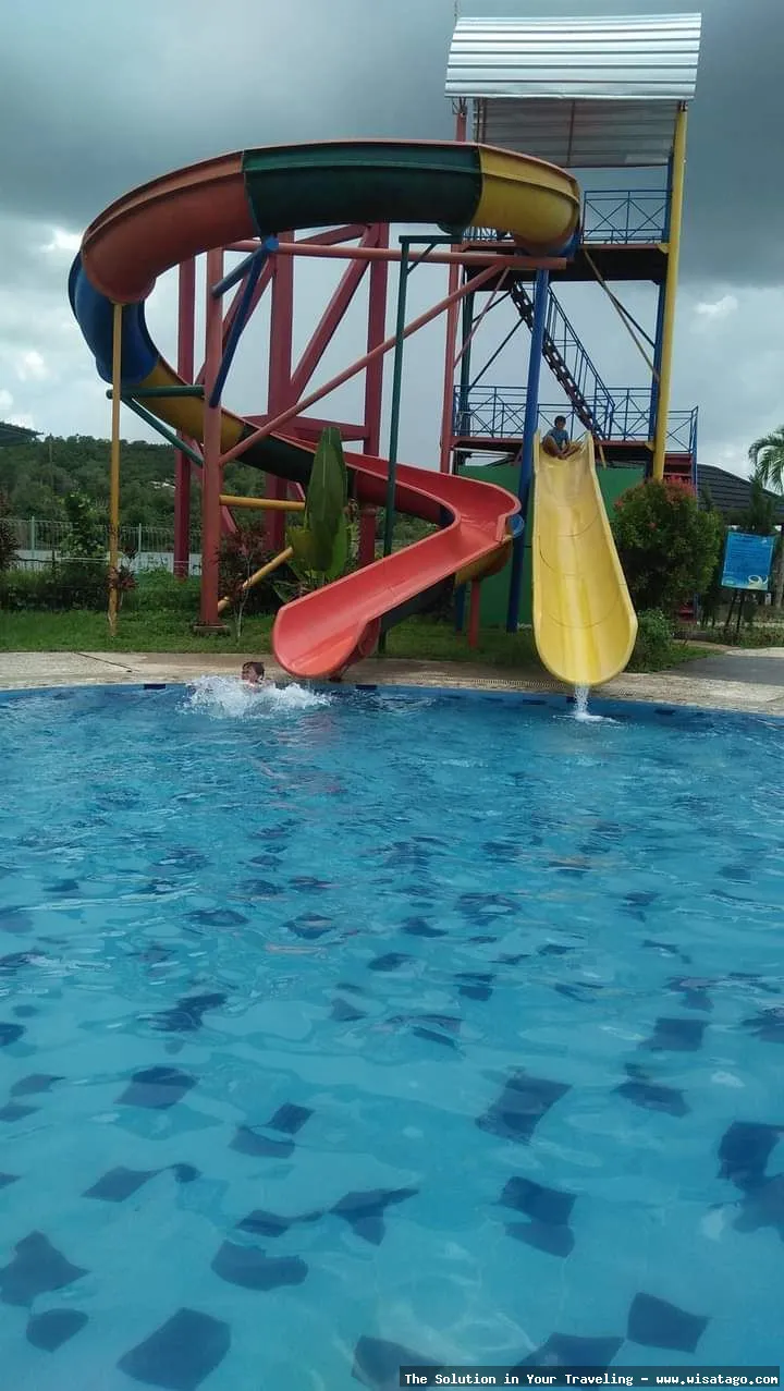wisata Kampung Pelangi Waterpark ceria
