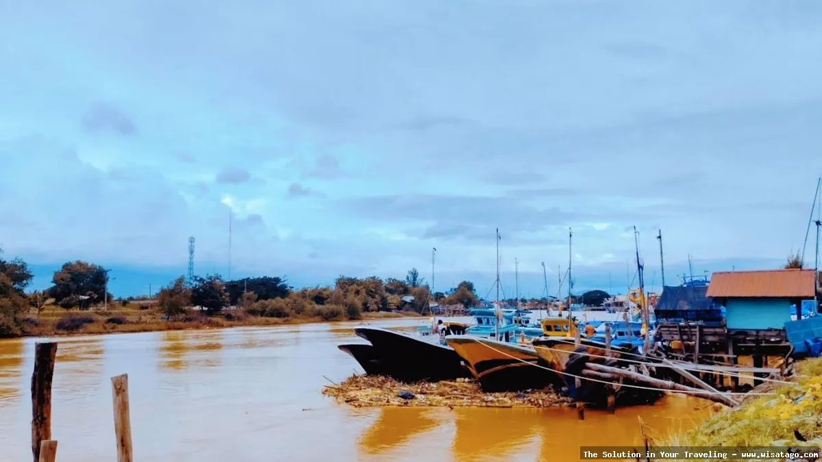 WISATA KAPAL KRUENG ACEH LAMPULO yang indah