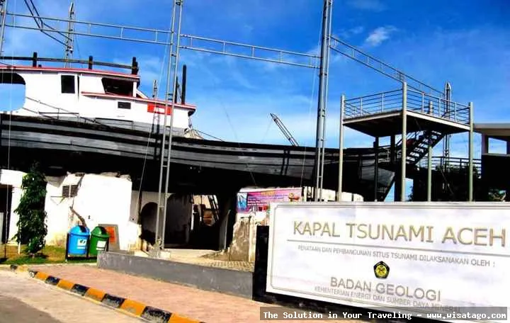 WISATA KAPAL KRUENG ACEH LAMPULO yang indah