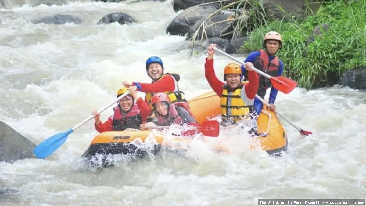 Wisata Kasembon Rafting seru dan menantang
