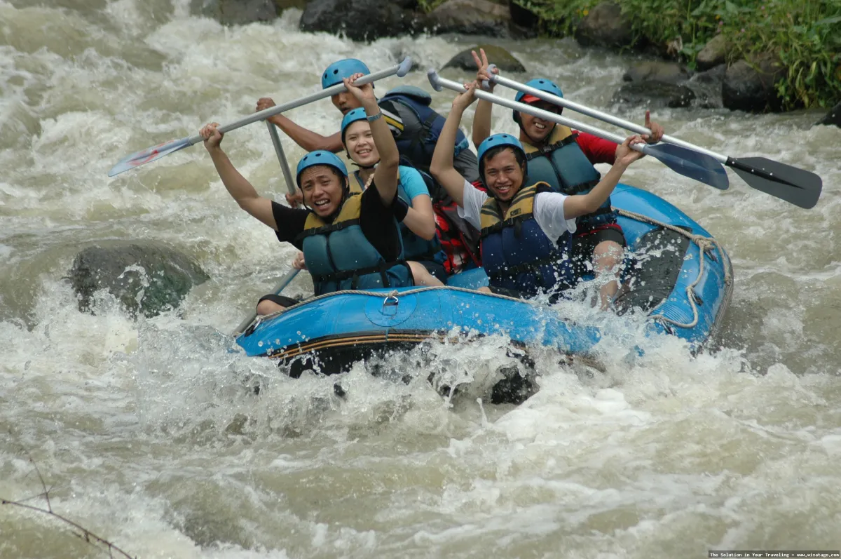 wisata Kasembon Rafting seru dan menantang