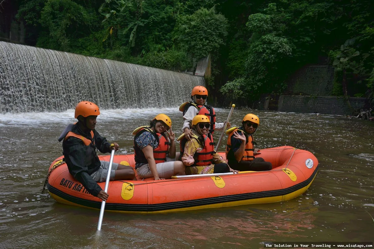 wisata Kasembon Rafting memacu adrenalin
