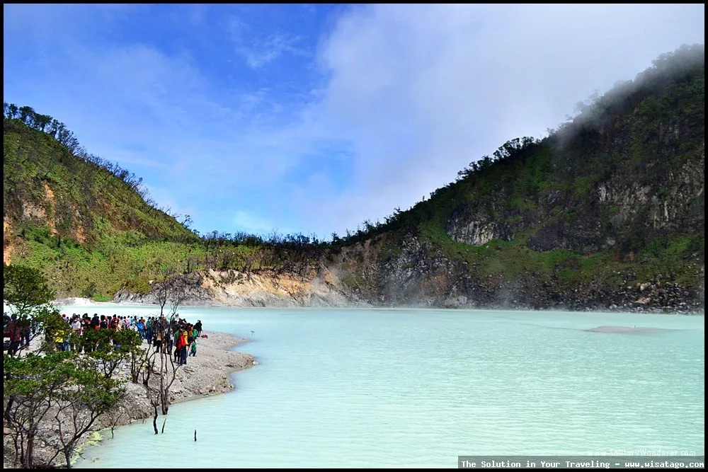 Wisata Kawah Putih Ciwidey yang memukau