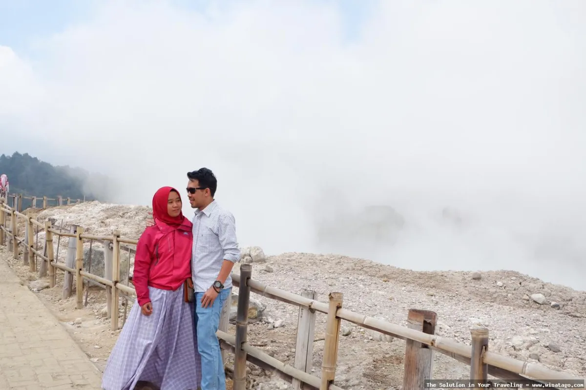 wisata Kawah Sikidang yang memukau