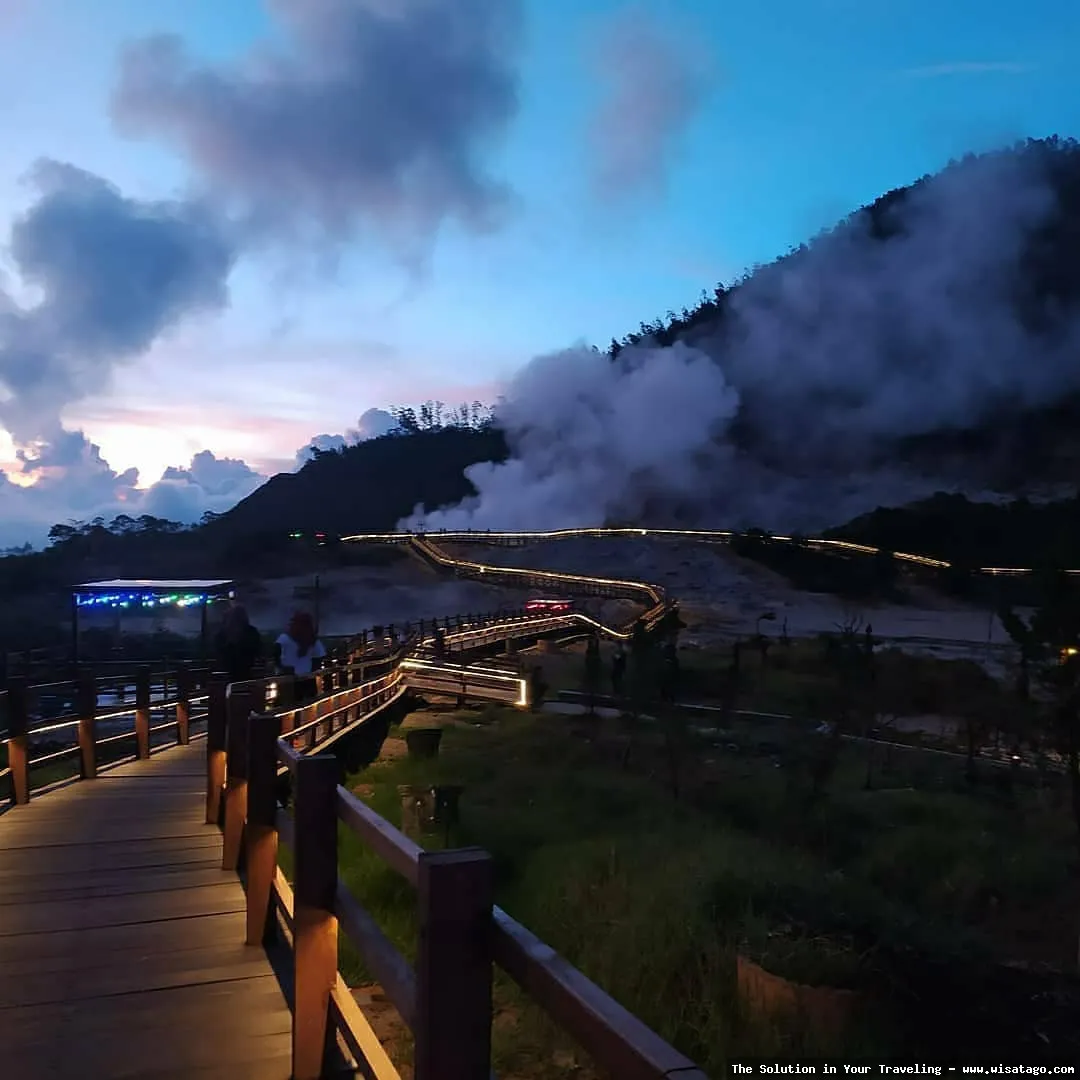 wisata Kawah Sikidang yang memukau