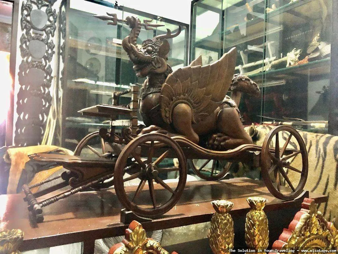 Wisata Keraton Kanoman Cirebon yang memukau