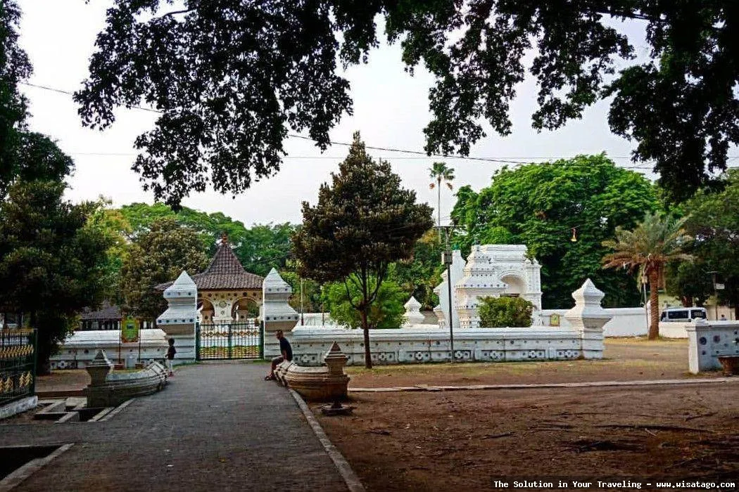 wisata Keraton Kanoman Cirebon yang mempesona