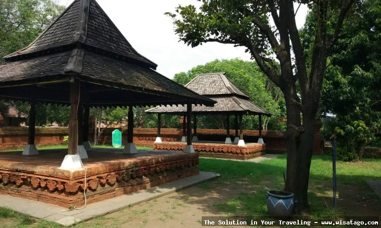 wisata Keraton Kasepuhan Cirebon yang megah
