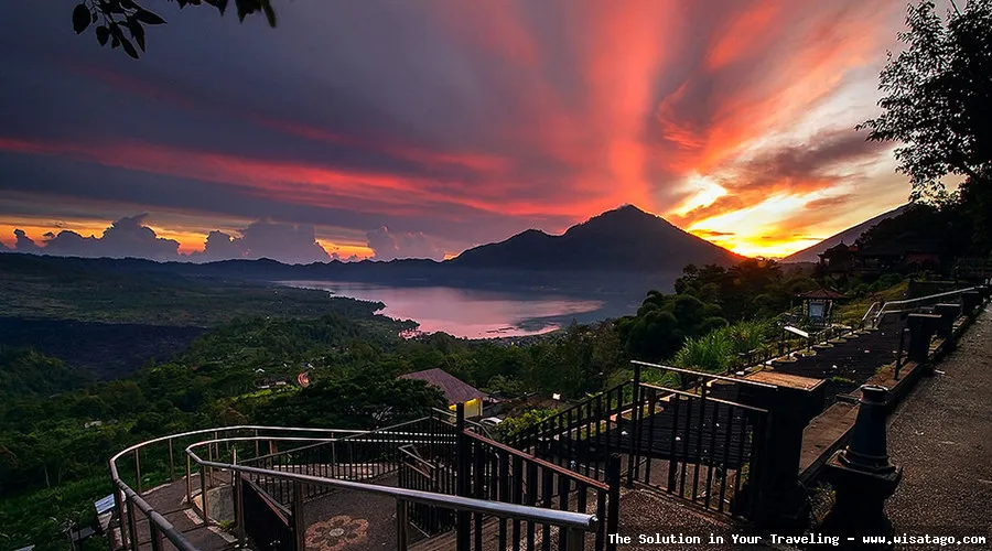 wisata Kintamani: panorama danau Batur