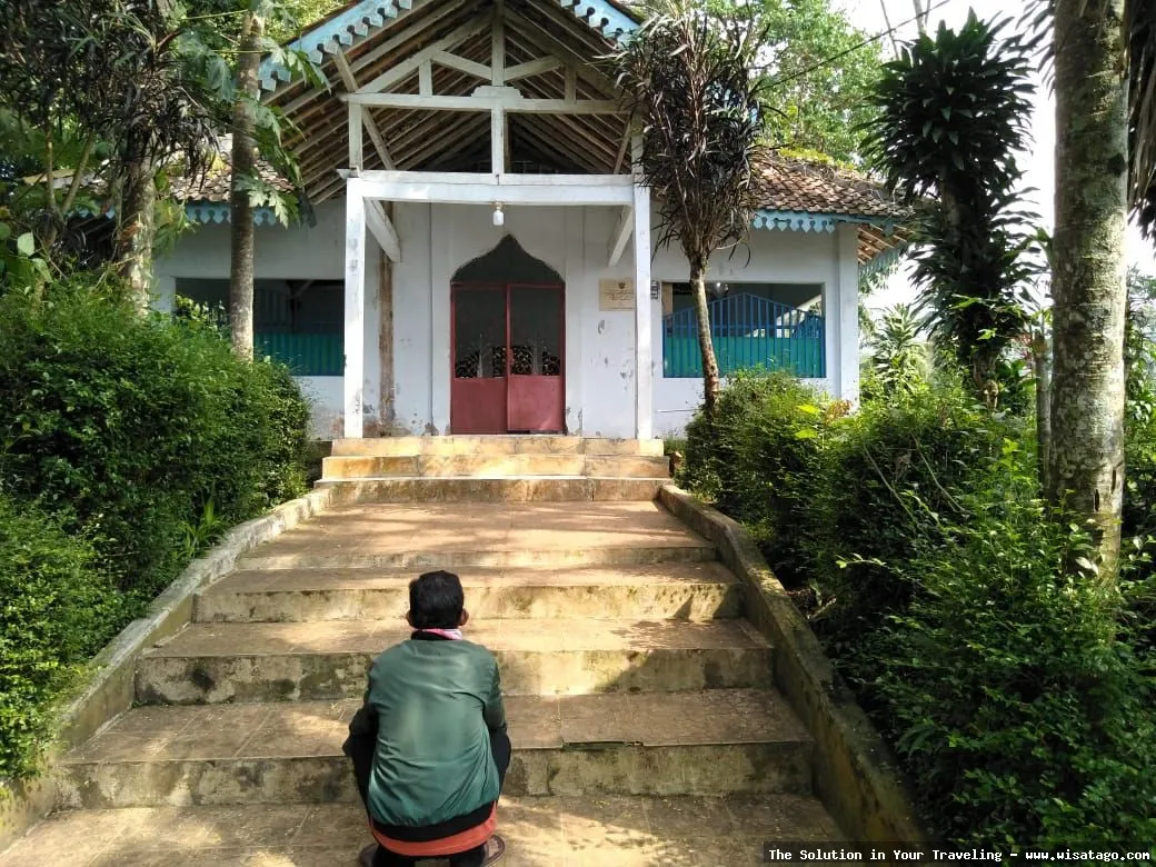 Wisata Makam Keramat Siantan yang sakral