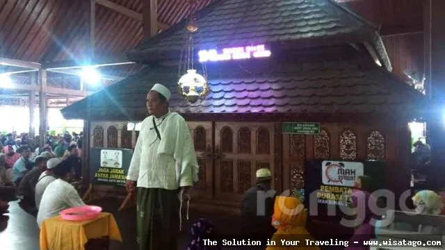 wisata Makam Ki Ronggo yang sakral