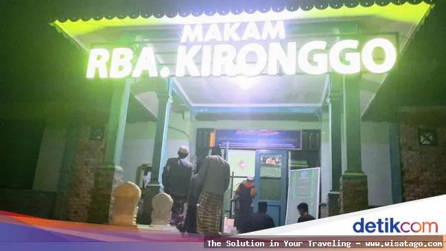 Wisata Makam Ki Ronggo yang sakral