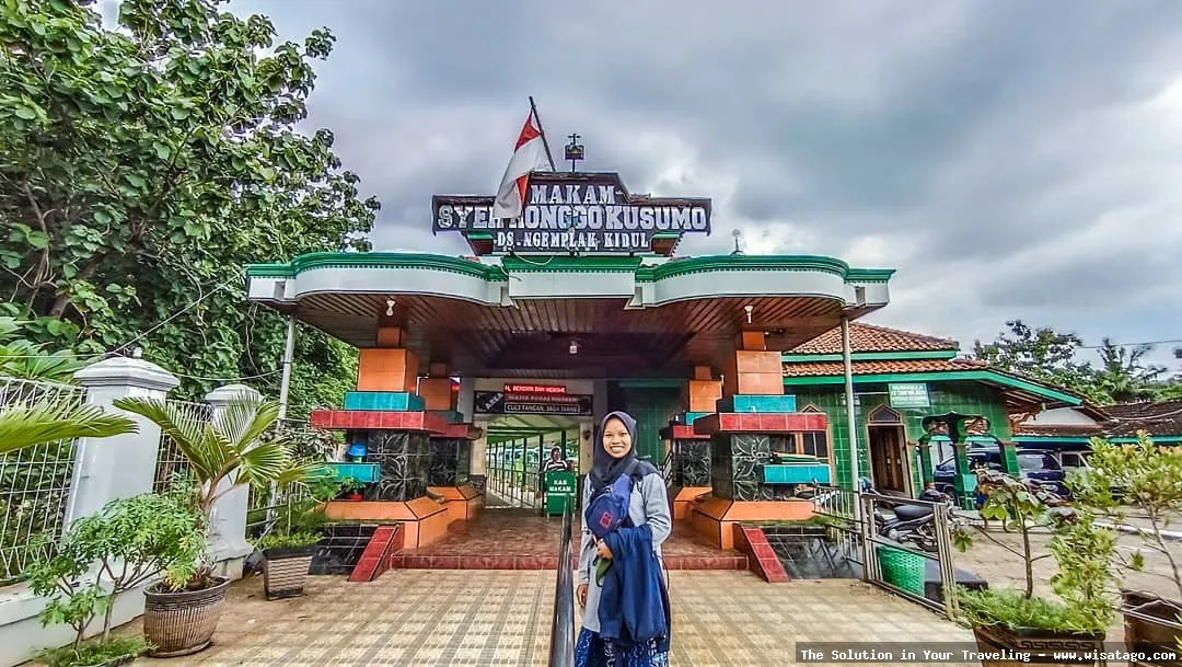 wisata Makam Ki Ronggo yang sakral