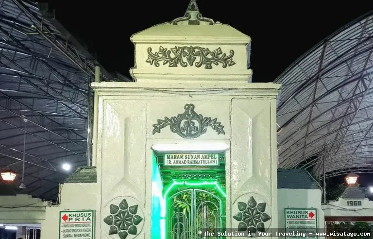 wisata Makam Merah, ziarah religi