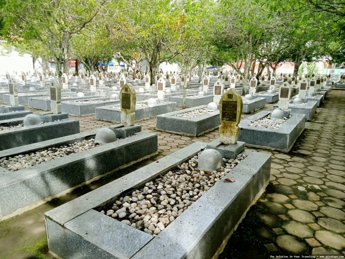 Wisata Makam Merah, ziarah religi.
