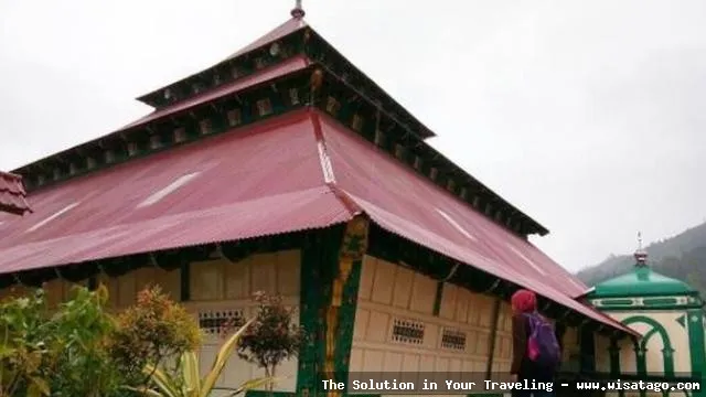 Wisata Masjid Agung Pondok Tinggi nan indah