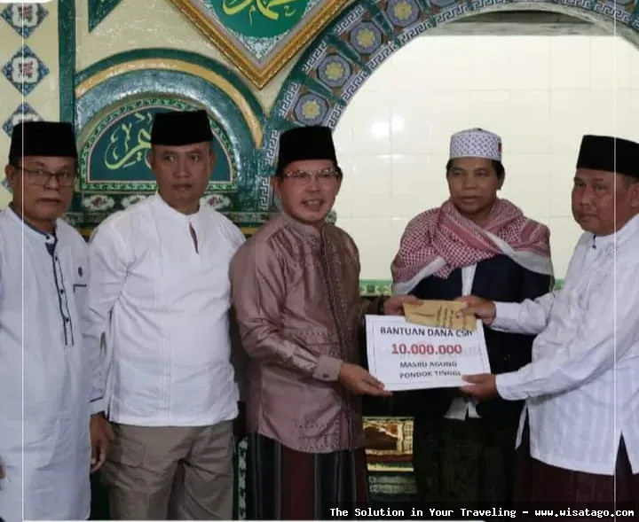 Wisata Masjid Agung Pondok Tinggi nan indah