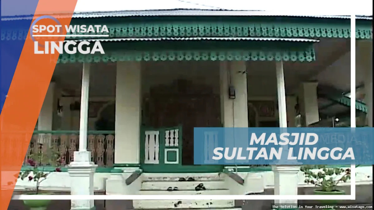 Wisata Masjid Sultan Lingga yang megah