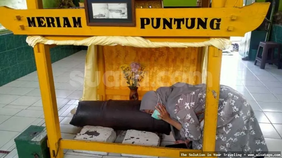 wisata Meriam Tegak yang bersejarah