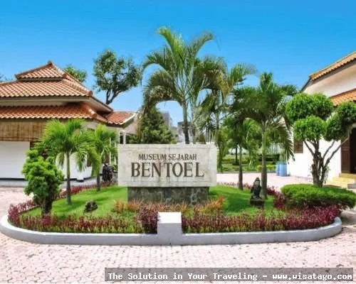 Wisata Museum Bentoel: koleksi rokok kretek