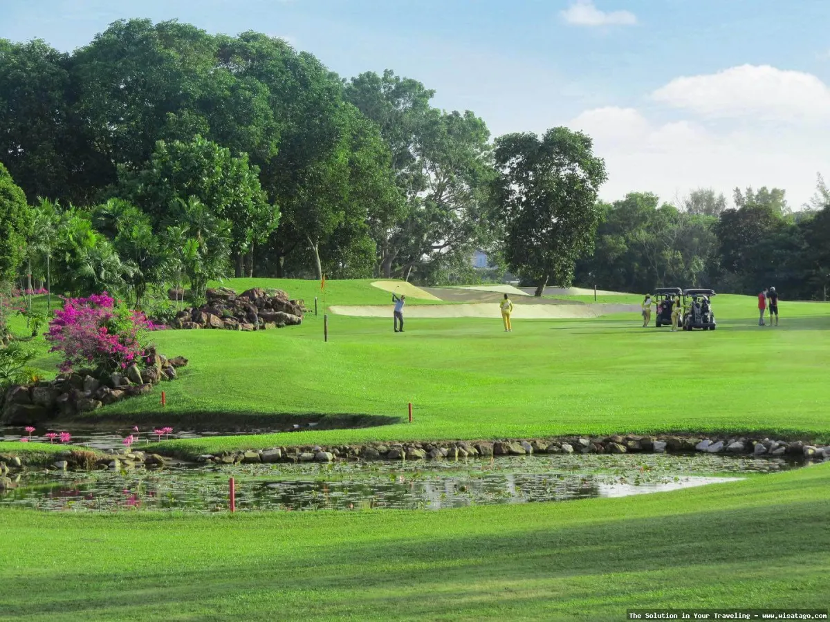 wisata Padang Golf Southlinks yang indah