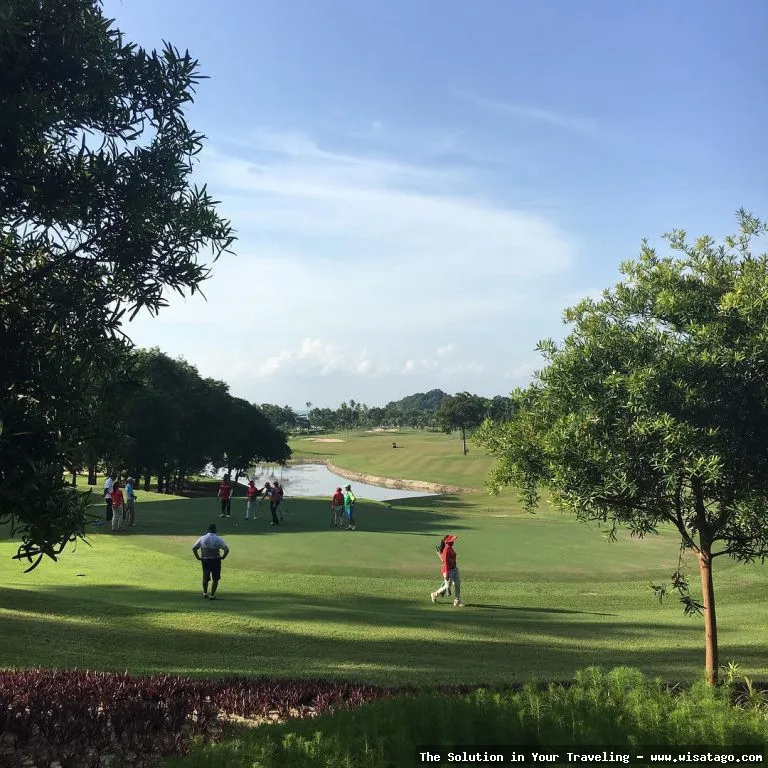 wisata Padang Golf Southlinks yang indah