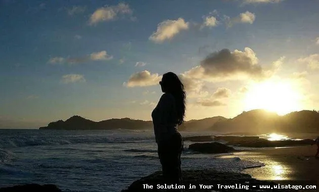 wisata Pantai Bajul Mati yang indah